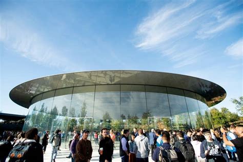 Apple Event Planned For March 25 Around A News Subscription Product