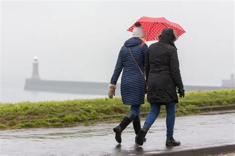 Met Office weather warning: Somerset and Bristol to be battered by wind and rain on bank holiday ...