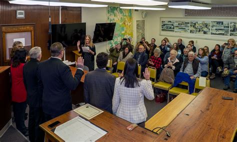 Elected Lassen County Officers Get Sworn-In at Oath of Office Ceremony | SusanvilleStuff.com