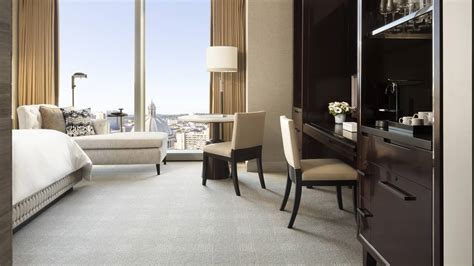 Accessible Boston Hotel Room in Back Bay | Four Seasons One Dalton