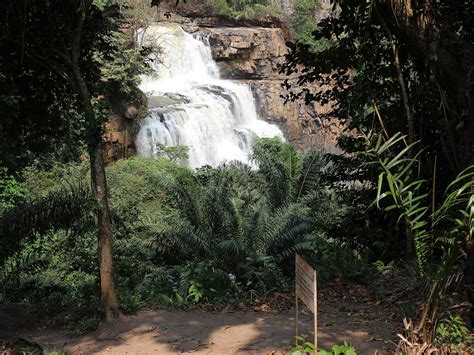 Zongo Falls | Mustseespots.com