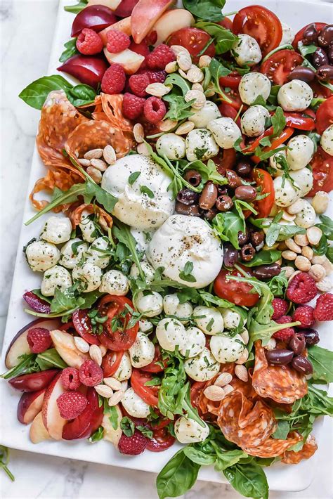 How to Make a Stunning Caprese Salad Platter | foodiecrush.com