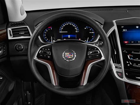 2014 Cadillac SRX: 32 Interior Photos | U.S. News