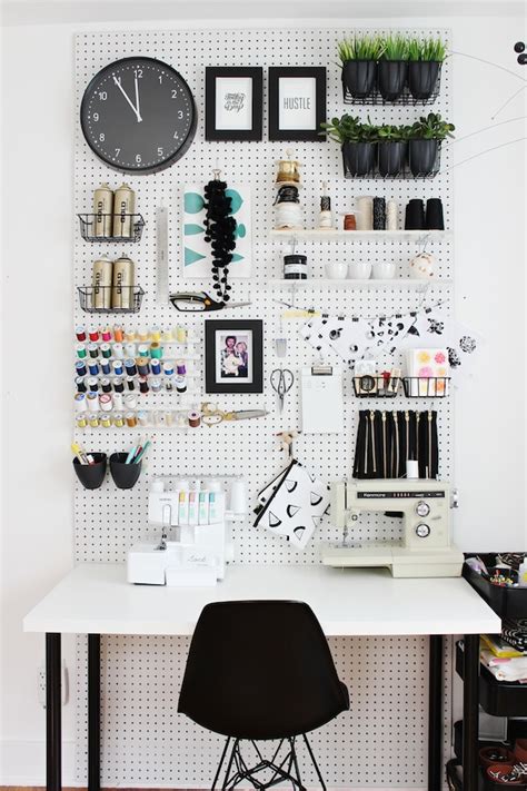 16 Ideas for the Most Organized Desk Ever