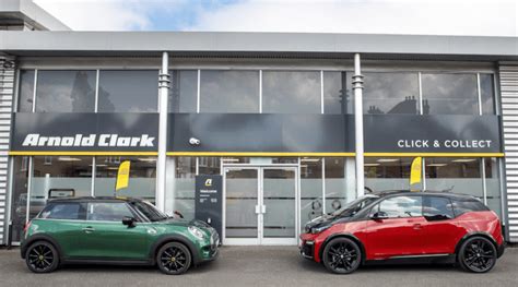 Arnold Clark opens first-ever all-electric sales site - transportandenergy