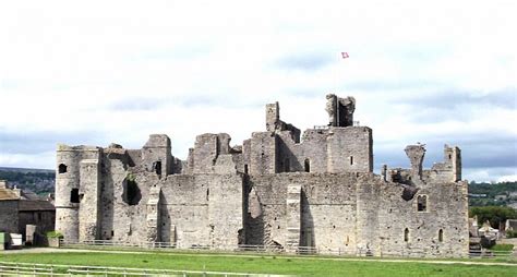 Middleham Castle and Middleham Manor