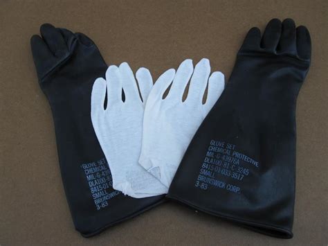 Chemical Protective Glove Set