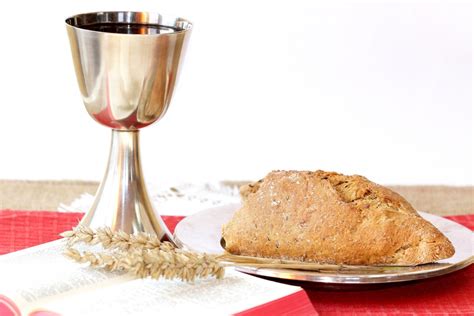 THE LORD’S SUPPER OR HOLY COMMUNION | FOOD FOR THE SOUL, MIND AND HEART