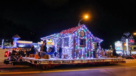 Christmas Parade Gatlinburg 2020