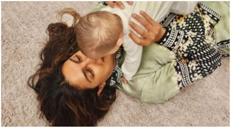 Priyanka Chopra, Nick Jonas sprawl on the carpet with baby Malti Marie ...