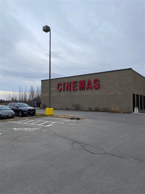 BANGOR MALL CINEMAS 10 - Updated December 2024 - 28 Reviews - 557 ...