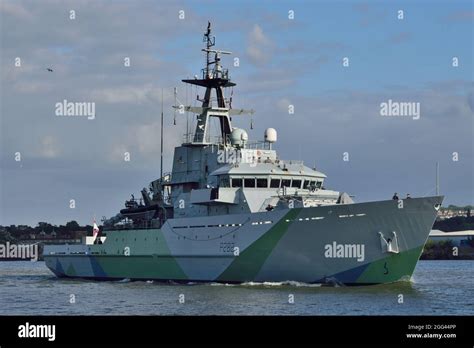 Royal Navy Offshore Patrol Vessel HMS Severn heading up the River ...