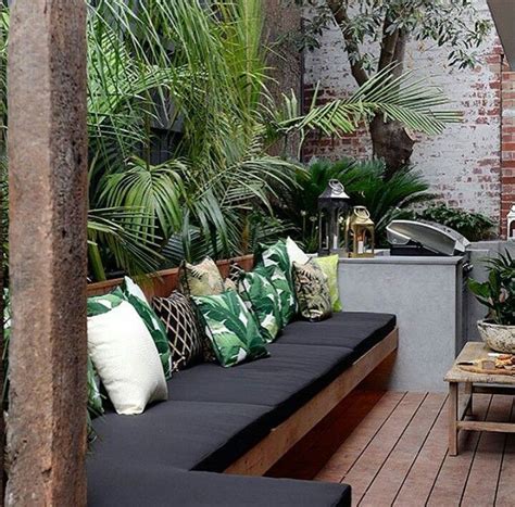 30+ Fascinating Small Balcony Ideas With Relax Seating Area | Backyard ...