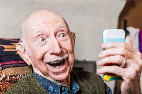 Grandparents Discovering Snapchat Is The Funniest Thing You'll See Today! - #LOL - Mindful ...