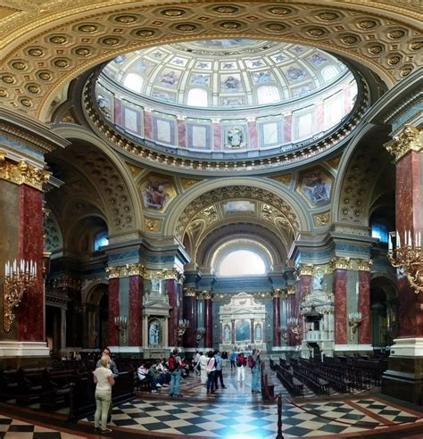 St. Stephen's Basilica - Budapest Guide