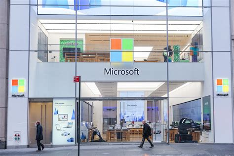 Microsoft Permanently Closes All Physical Stores, Takes A $450 Million Hit