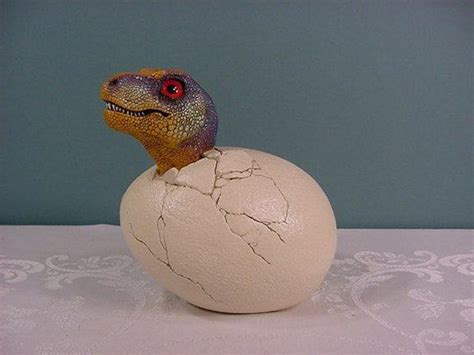 WINDSTONE Hatching DINOSAUR Egg T-REX Pena '93 ~RARE!! | #30104684