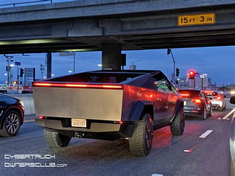 Cybertruck Spotted Testing Tonight in LA! [Updated With Video] | Tesla Cybertruck Forum - News ...