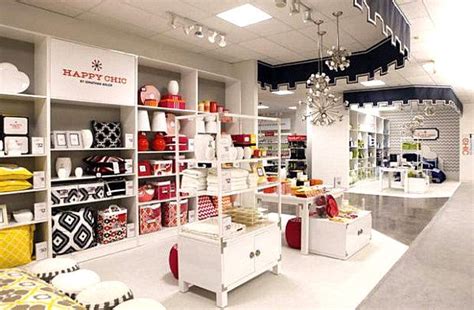 20 Store Displays That Showcase Amazing Design | Retail interior ideas ...