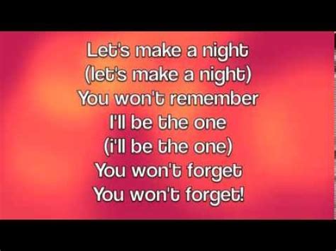 Pitbull ft. Kesha-Timber (lyrics) - YouTube