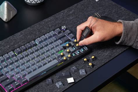 What is a Mechanical Keyboard? (vs a Regular Keyboard) | CORSAIR