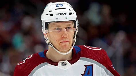 Nathan MacKinnon: Wiki, Bio, Age, Height, Girlfriend, Parents, Net Worth