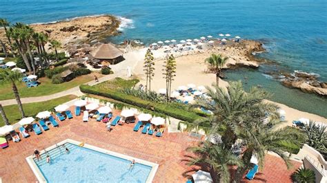 Hotel Cynthiana Beach in Paphos | TUI.co.uk