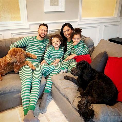 Steph Curry and wife, Ayesha, are expecting: 'Curry party of 5' - Good Morning America