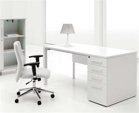 17 White Desk Designs For Your Elegant Home Office