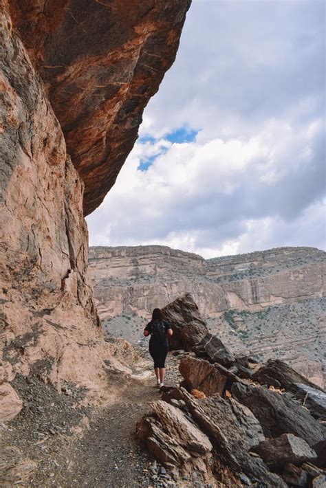 Jebel Shams Balcony Walk: Ultimate Guide To The BEST Hike In Oman!