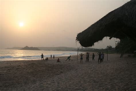 Ghana Guide And Blog: Ghana beaches from Cape Coast west to Axim