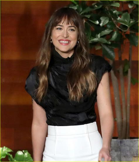 Dakota Johnson Addresses Pregnancy Rumors on 'Ellen': Photo 4162852 ...