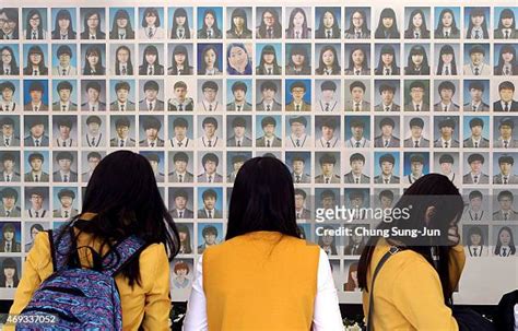 1,122 Sewol Ferry Victim Stock Photos, High-Res Pictures, and Images - Getty Images