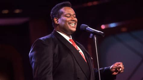 Luther Vandross' Estate To Release New 'Classic Christmas' EP