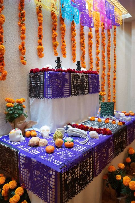 Dia De Los Muertos Altar Diy