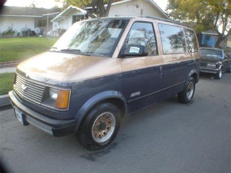 1988 CHEVROLET ASTRO VAN for Sale in Northridge, California Classified | AmericanListed.com