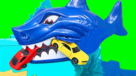 Hot Wheels Shark Beach Battle Play Set Teaching Colors & Numbers for Kids - Organic Learning ...