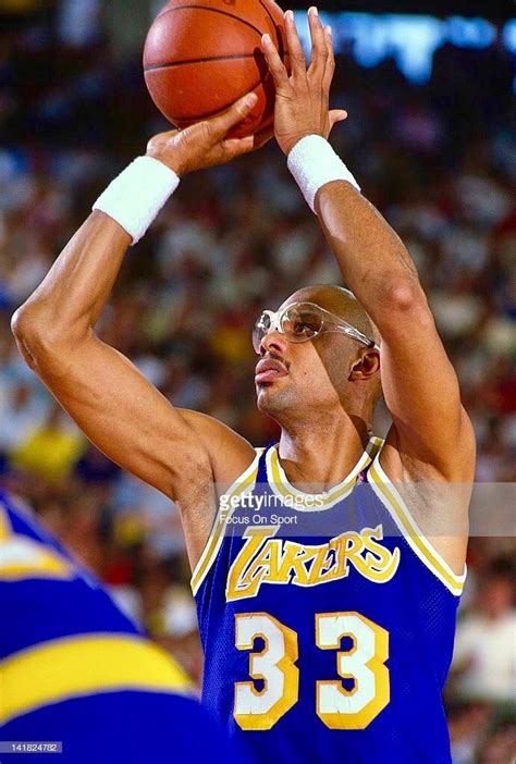 Pin de Paweł Zawiślak em Kareem Abdul Jabbar | Fotografias, Basquete, Nba