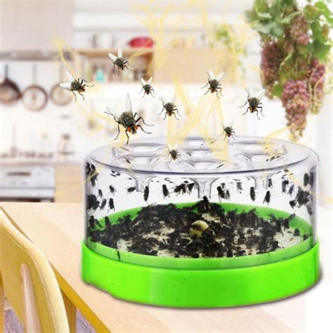 Effective Rotating Light Fly Trap and Fly Killer for Restaurants and ...