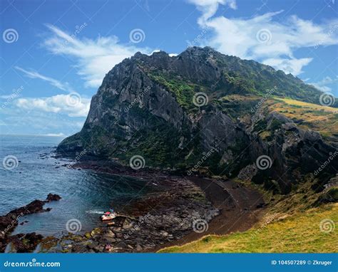 Seongsan Ilchulbong Volcanic Crater Landscape Stock Image - Image of volcano, travel: 104507289