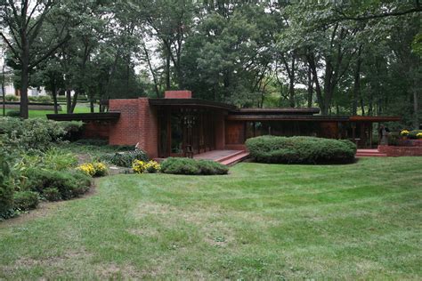 Melvyn Maxwell Smith House exterior 1 - FLW, Architect - B… | Flickr