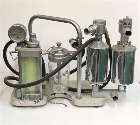 Equipment: "Midget" Anaesthetic Apparatus; 1940-1960; AR#9005 | eHive