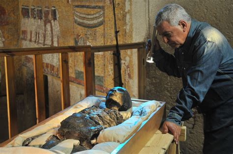 Real reason behind 'curse of the pharaohs' mystery deaths revealed by top archaeologist who ...