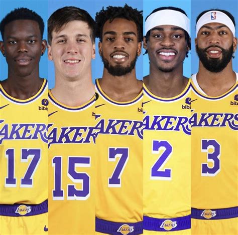 Lakers starting lineup today. Dlo out. : r/lakers