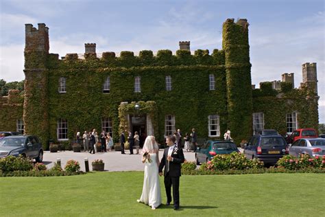 Knots and Kisses Wedding Stationery: Wedding Venue Feature - Tregenna Castle