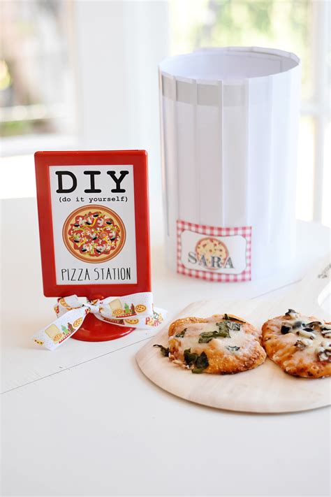 Mama Mia! How to Host a Pizza Party for Kids. - Project Nursery