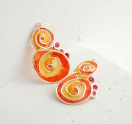 Annuk Creations - Color and Light Inspirations in Jewelry: Experimental Jewelry: TAYLOR'S ECLECTIC