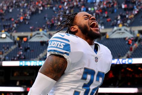 VIDEOS: Lions’ locker room celebration after comeback win over Bears - Pride Of Detroit