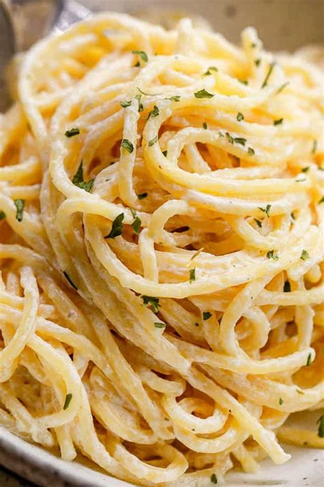 This quick and easy Cream Cheese Spaghetti is a comforting pasta dinner that the whole family ...