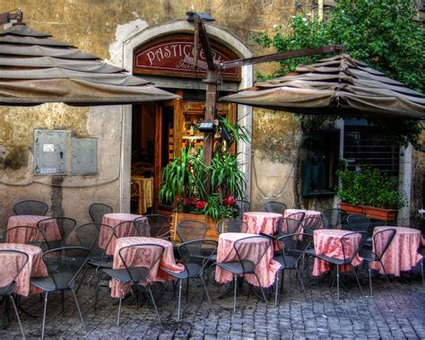 Trastevere en Testaccio | Sidewalk cafe, Italian cafe, Outdoor cafe